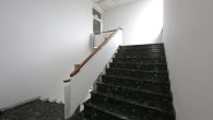 Treppenhaus - Büroflächen im EG in Hochheim – Flexible Raumlösungen mit Pauschalmiete **Provisionsfrei**