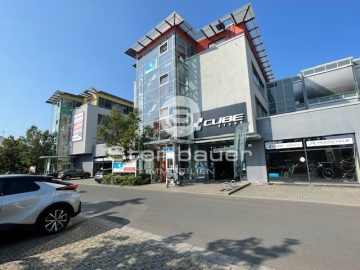 Helle Büroräume mit Terrasse und Küche in Wiesbaden-Biebrich **Provisionsfrei**, 65203 Wiesbaden, Bürofläche