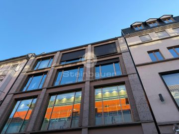 Exklusives Penthouse in Bestlage: 2 Terrassen, bodentiefe Fenster & Blick auf die Marktkirche, 65185 Wiesbaden, Penthousewohnung