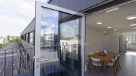 Küche - Modernes Penthouse-Büro mit Dachterrasse in Wiesbadener Citylage